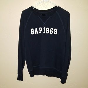 Gap sweater